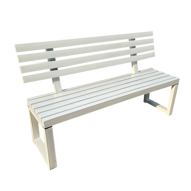 Siedzisko internetowej sławy B – Outdoor Furniture Bench recenzja i cena